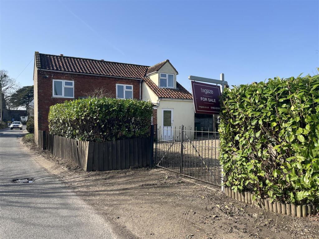 Main image of property: Norwich Road, Mattishall