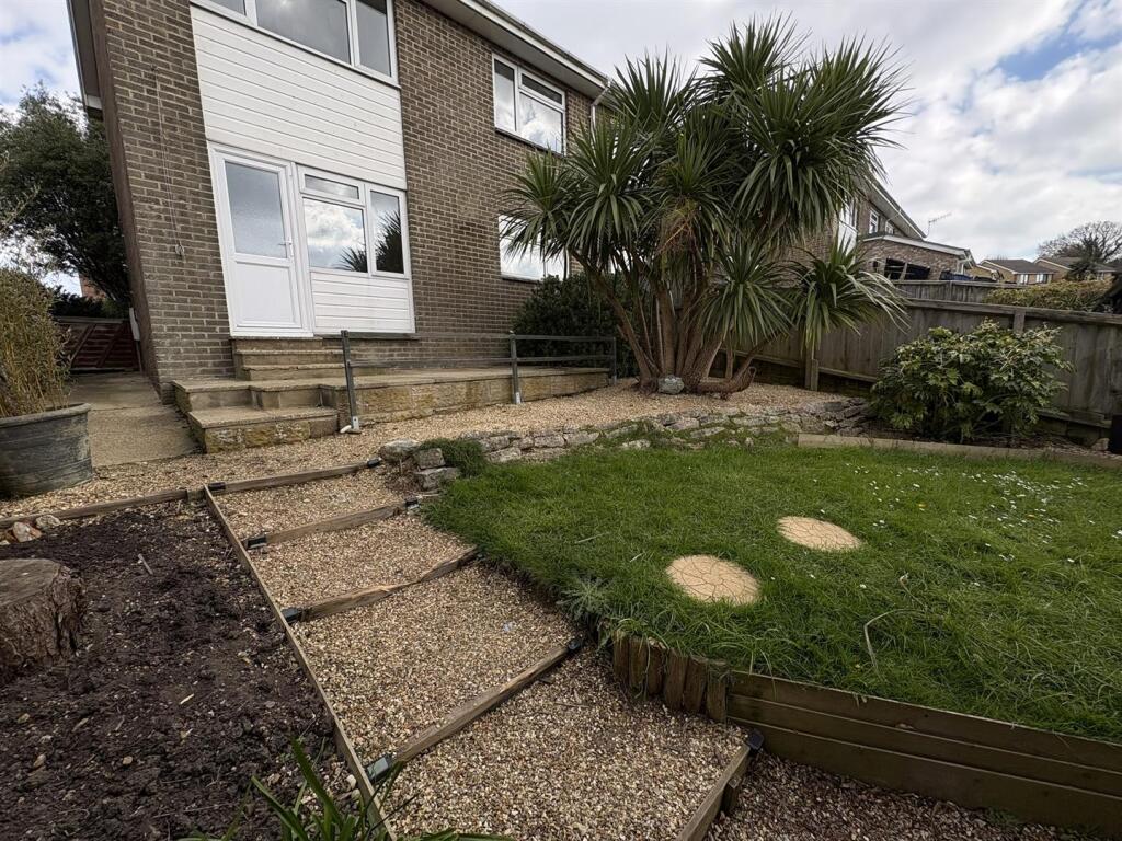 Main image of property: SHANKLIN