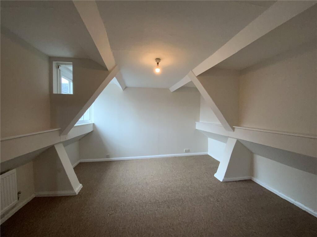 House in Marlborough, Preshute - View 4