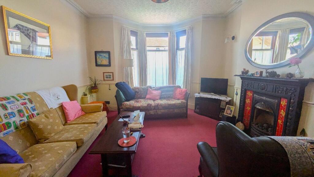 Windway Road, Cardiff photo 4