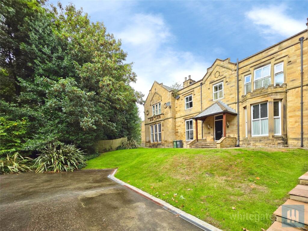 Apartment in Kirklees, West Yorkshire - View 2