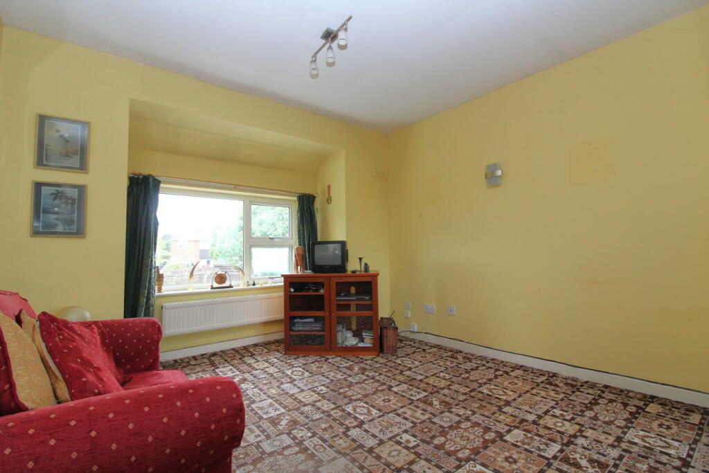 Riddell Gardens, Baldock, SG7 photo 3