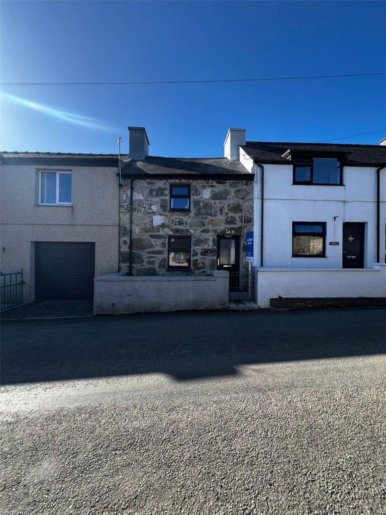 Main image of property: Pentre Uchaf, PWLLHELI, Gwynedd, LL53