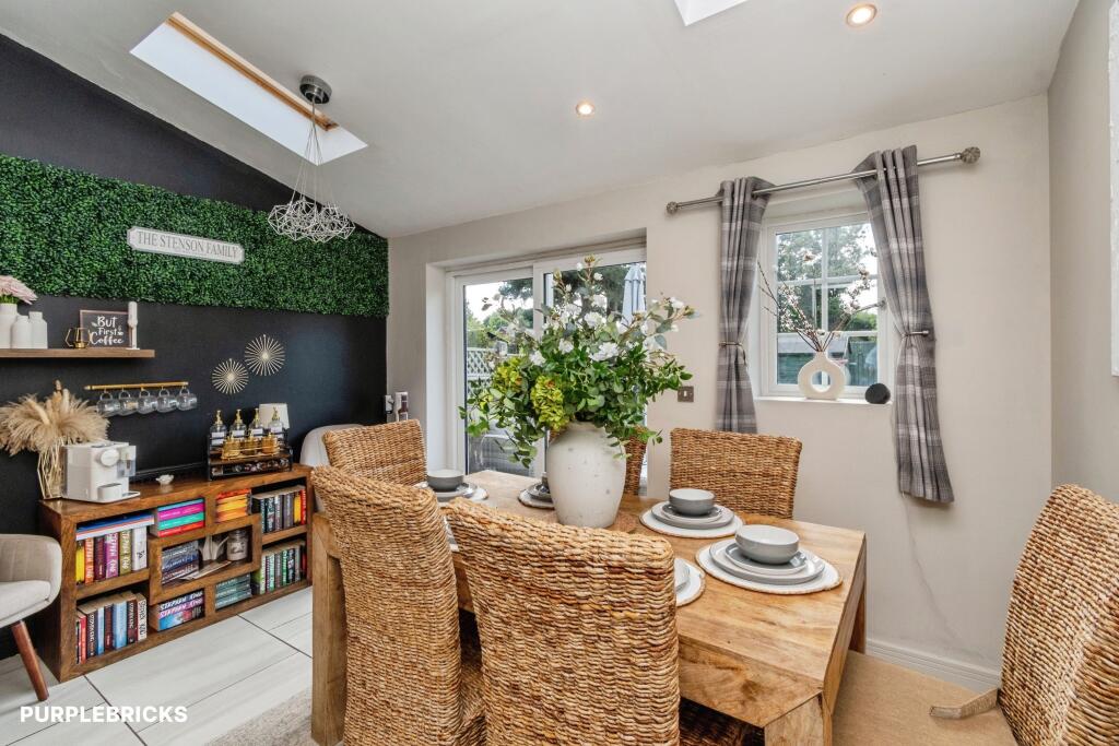 House in Wolverhampton, West Midlands - View 5