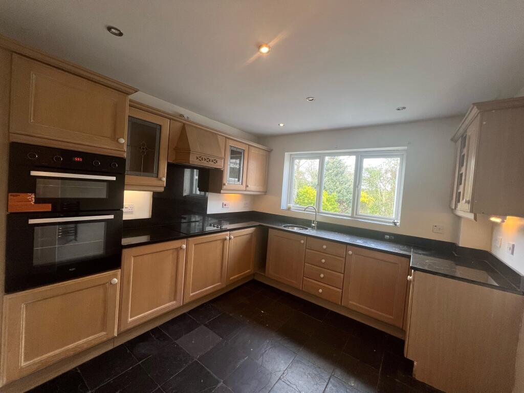 House in Stockport - View 5