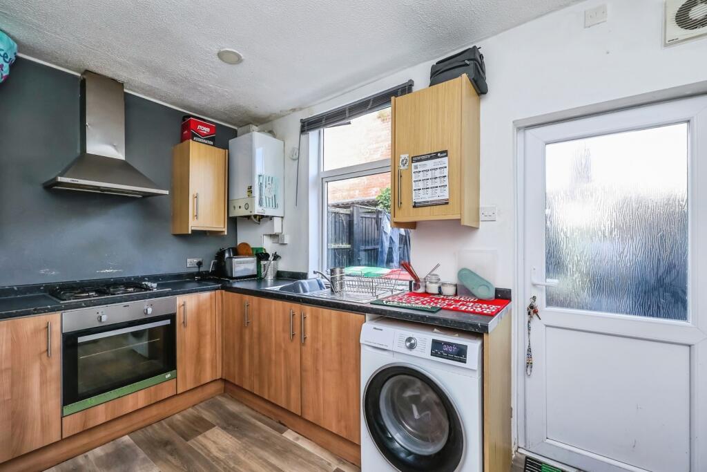 House in Ashfield, Titchfield, Hucknall - View 2