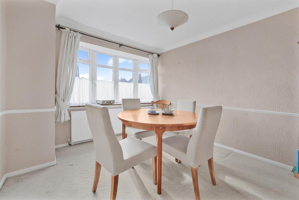House in Milton Keynes - View 4