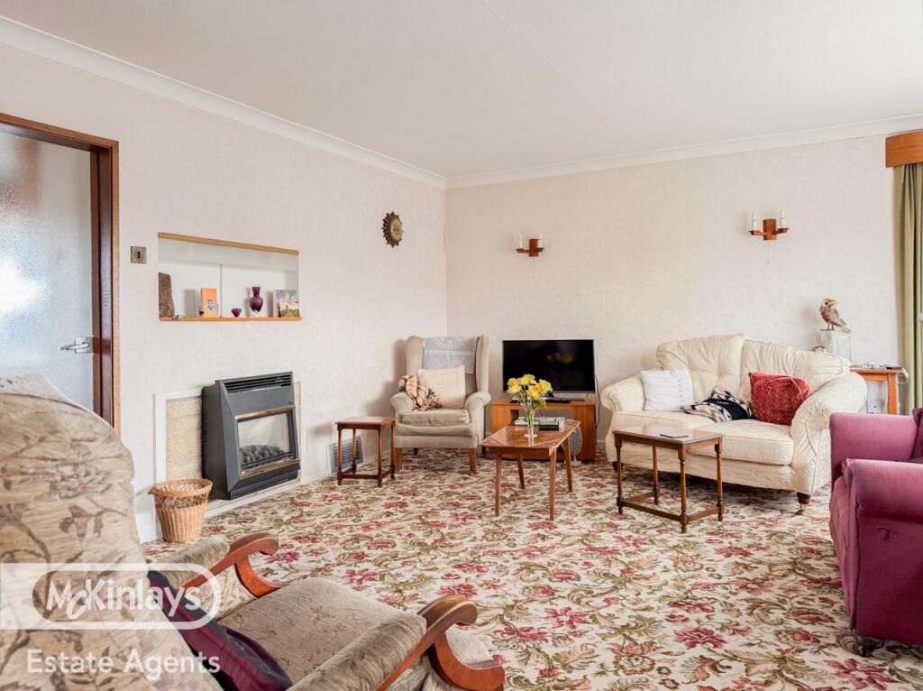 House in Taunton, Galmington - View 5