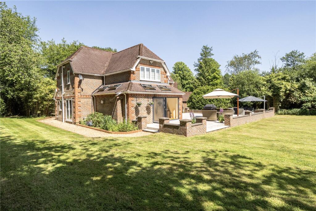 House in Waverley, Farnham - View 2