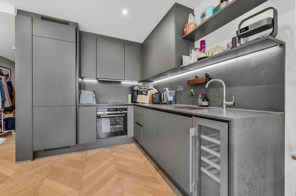 Apartment in London, Royal Borough of Greenwich - View 4
