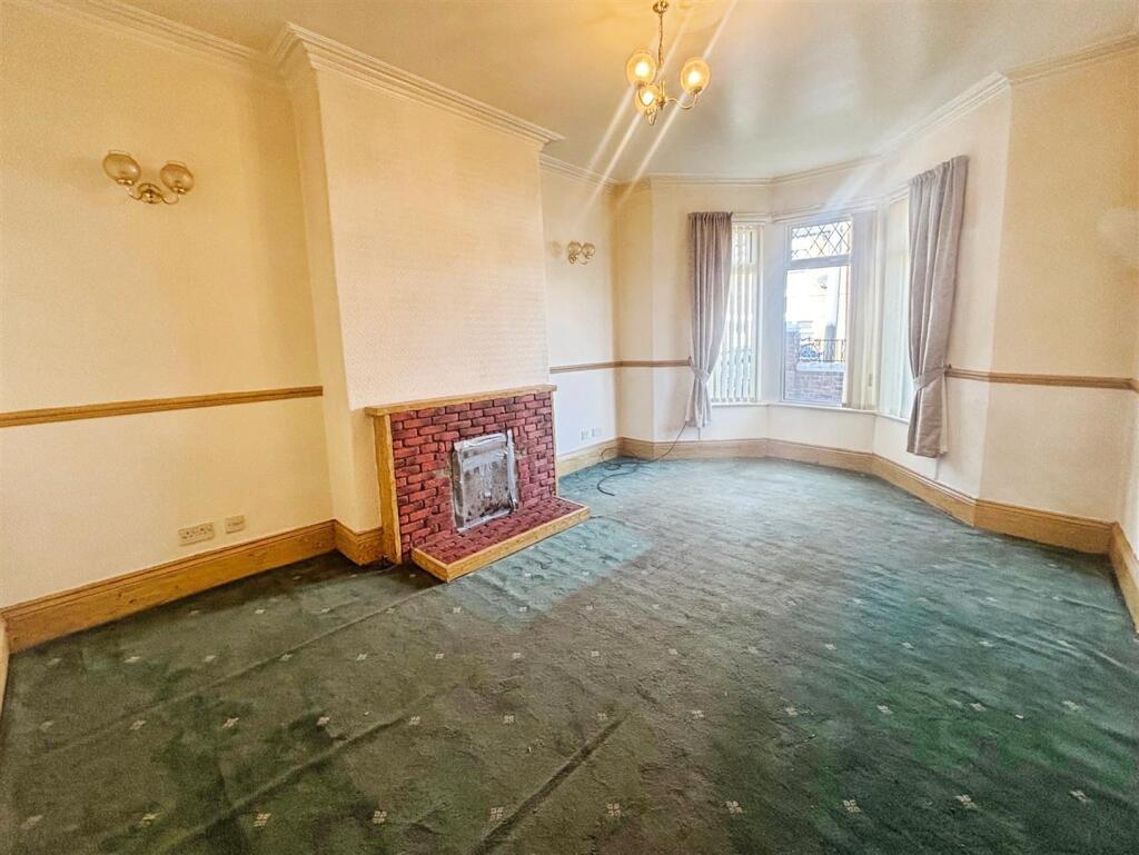 Alexandra Terrace, Crook photo 3