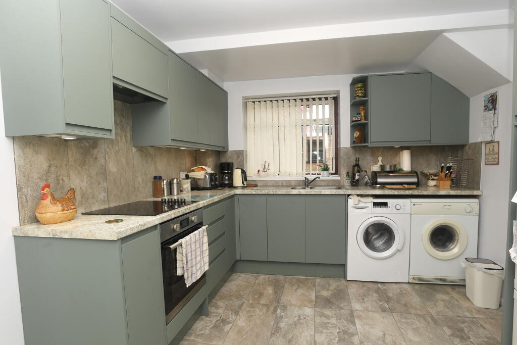 Springbrook, St. Neots photo 2