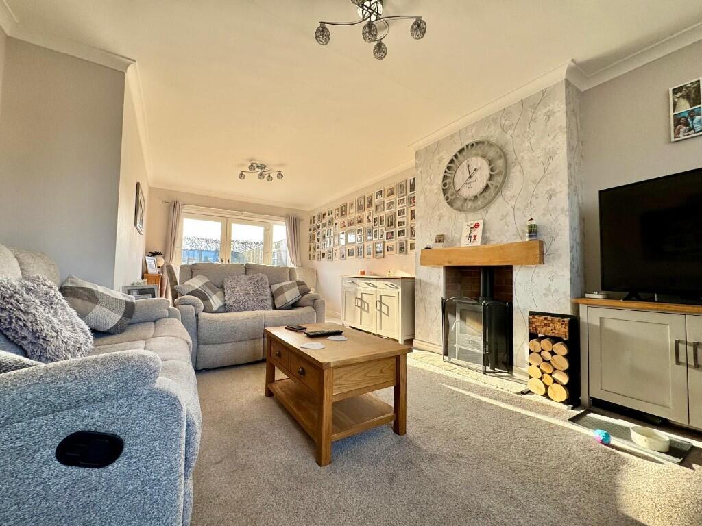 Westgarth Close, TS11 photo 3