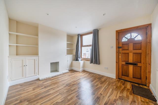 Livingstone Road, Newbury - View 4
