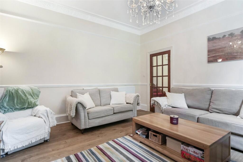 House in Twechar, East Dunbartonshire - More