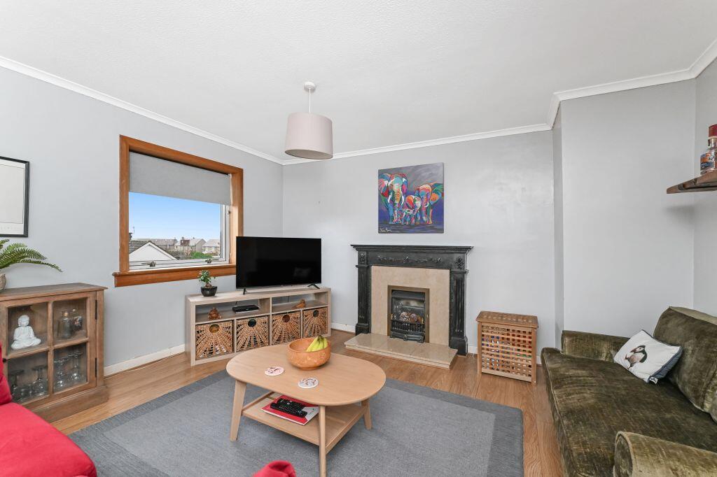 5/5 Balfron Loan, Clermiston, Edinburgh, EH4 7LA - View 2