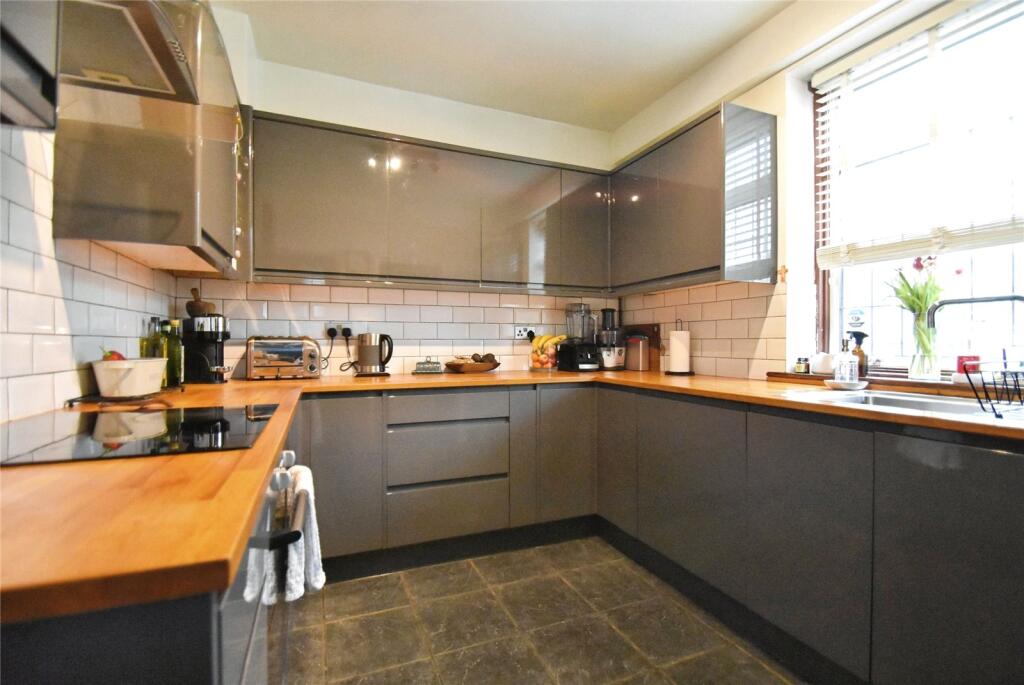 Main image of property: Lindsey Road, Dagenham, RM8