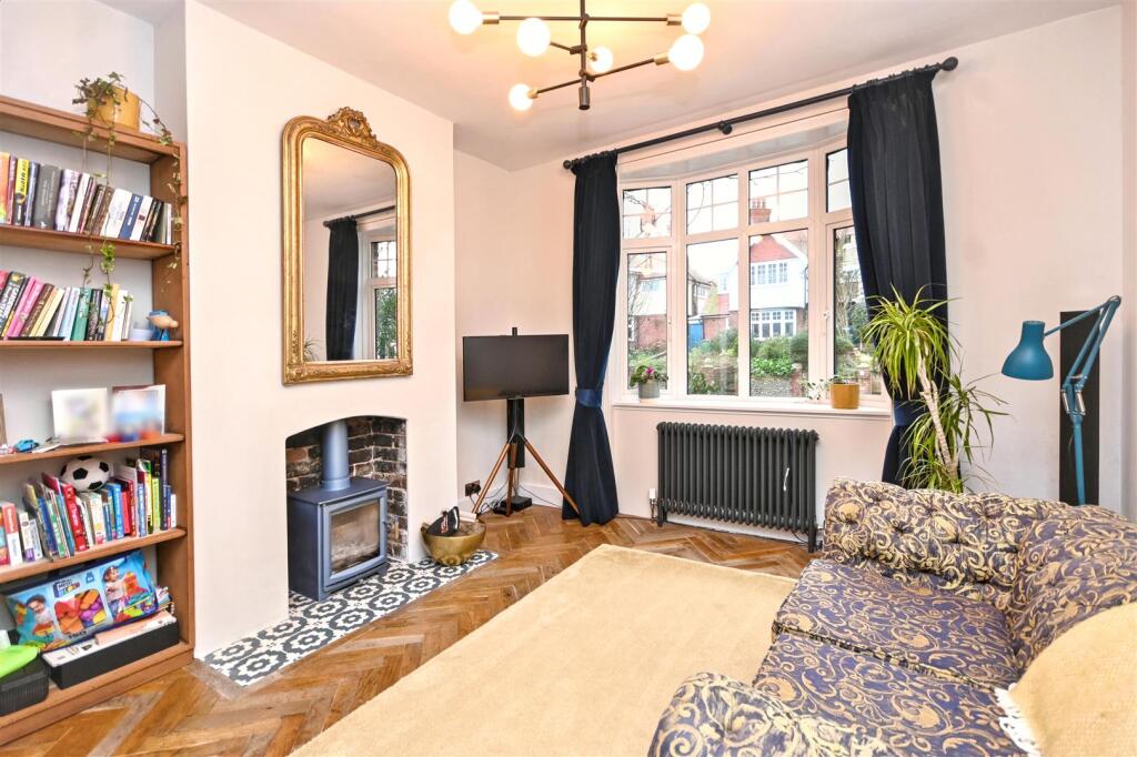 House in Eastbourne, East Sussex - View 2