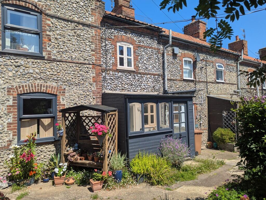 Main image of property: Cromer
