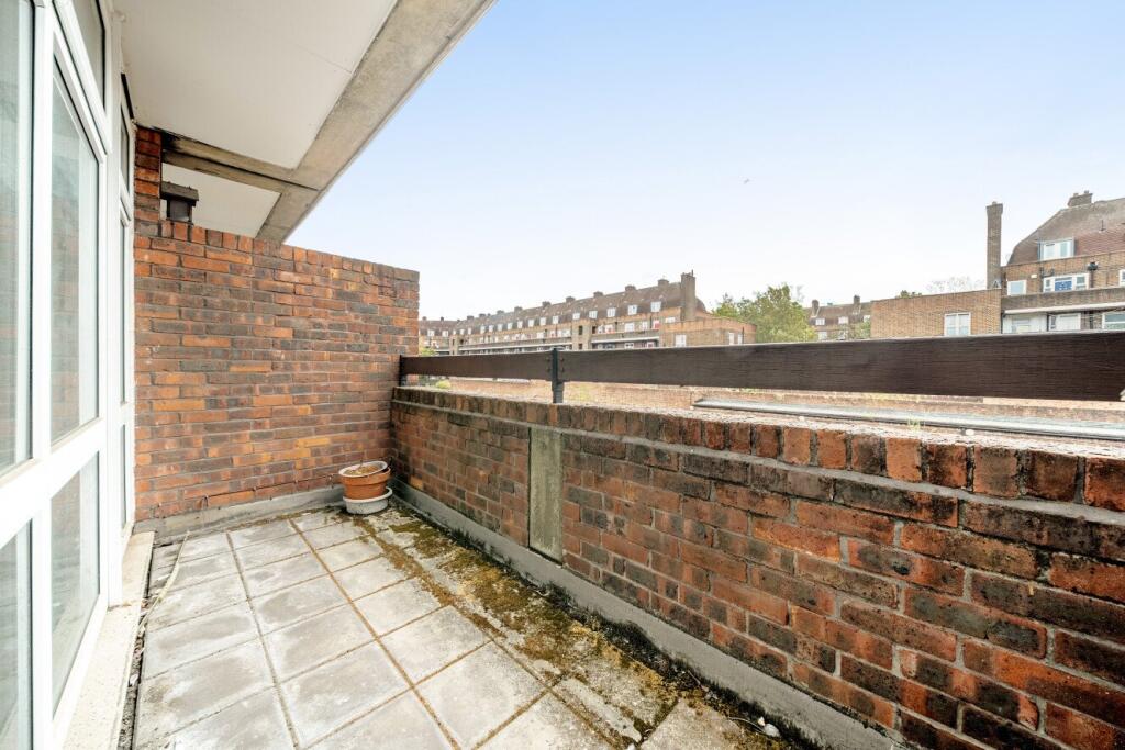 Apartment in London - View 4