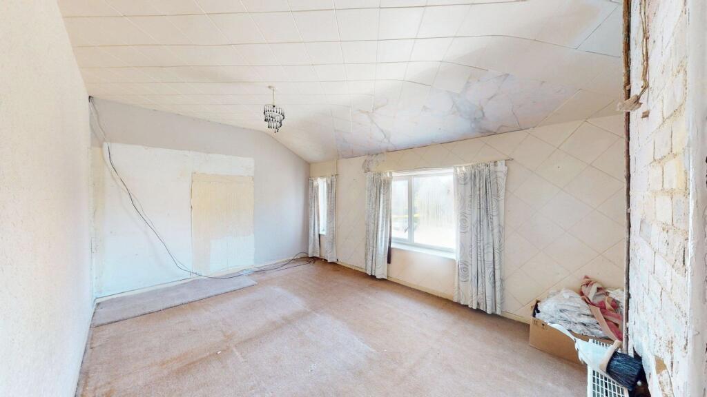Church Street, Westhoughton, BL5 - View 5
