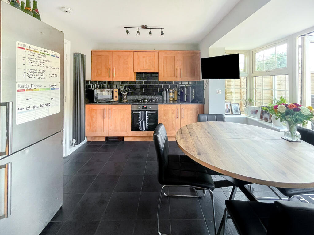 House in Wakefield - View 3