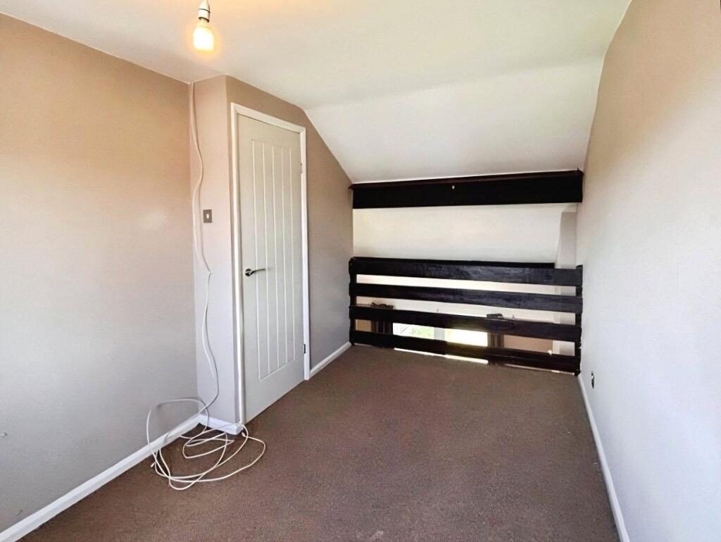 House in Doncaster - View 5