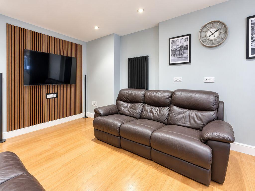 House in Nottingham - View 4