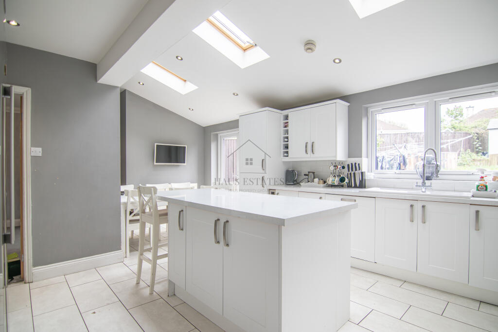 Main image of property: Maplin Road, Leicester, Leicestershire, LE5 1SA