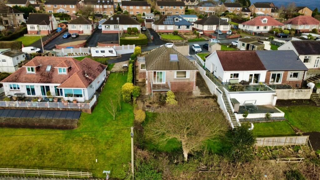 House in Fforest, Llanedi - View 2