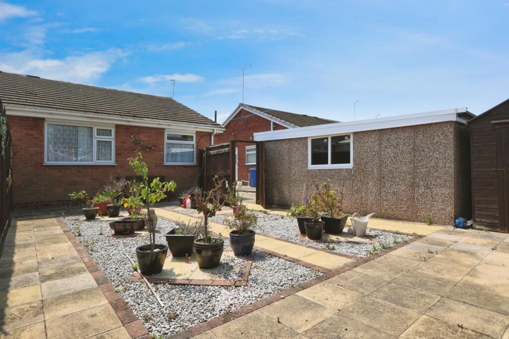 Main image of property: Wentworth Close, Willerby, Hull, East Riding of Yorkshire, HU10 6NN