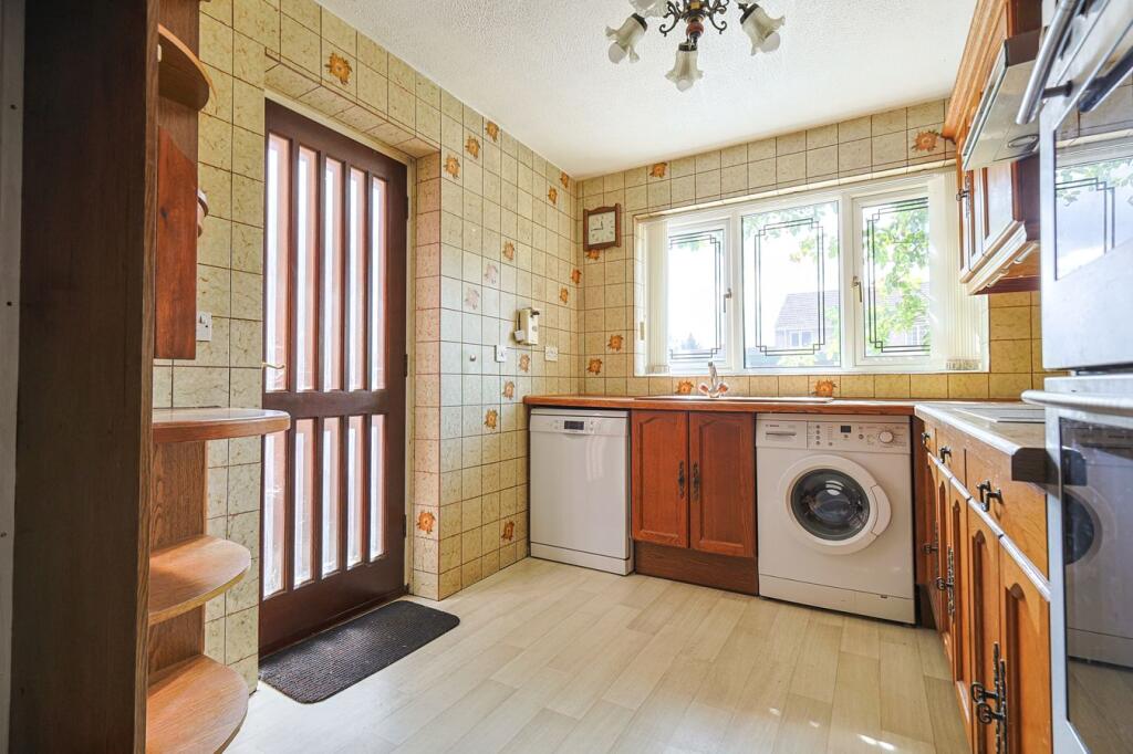 House in Enfield - More