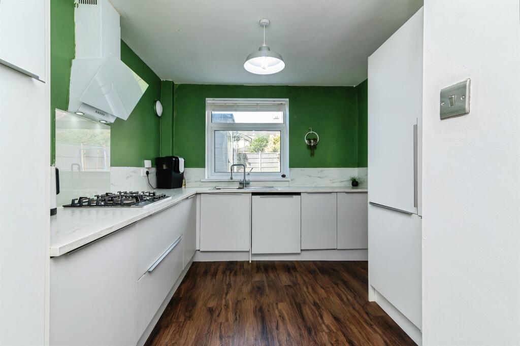 House in Nottingham, Clifton - More