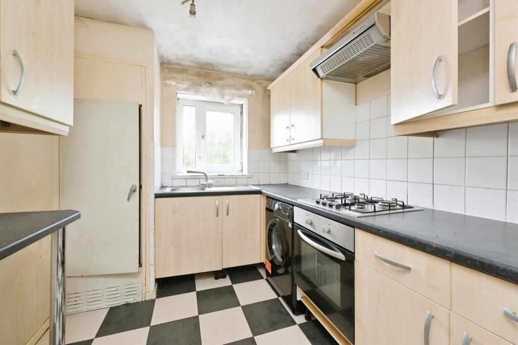Apartment in Northampton, West Northamptonshire - View 2