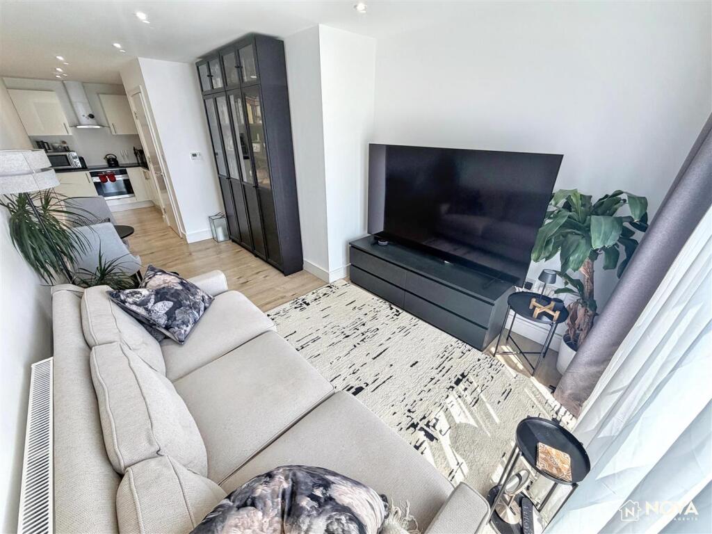 142 - 144 Midland, Luton photo 4