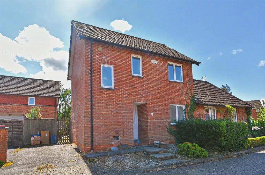 Main image of property: Glebe Close, Loughton, Milton Keynes, MK5