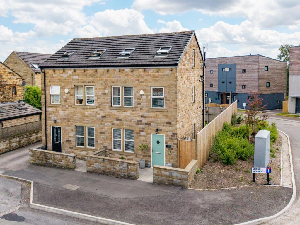 Main image of property: Wakefield Road, Drighlington