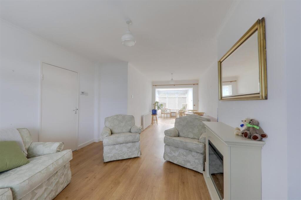 House in Brighton - View 4