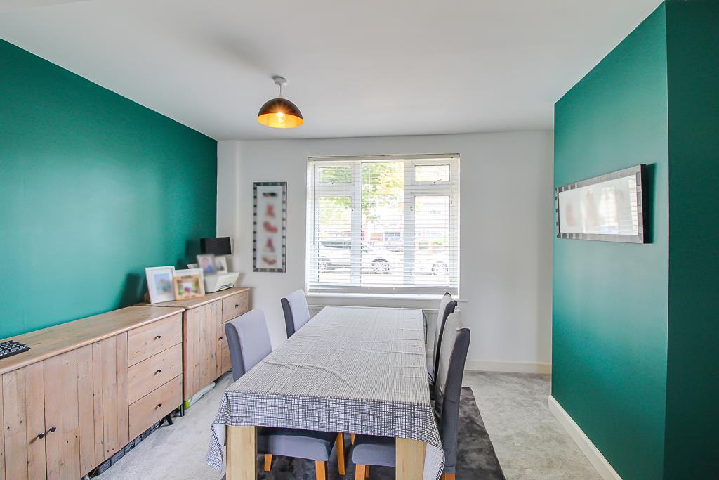 House in Southend-on-Sea, Southchurch - View 4