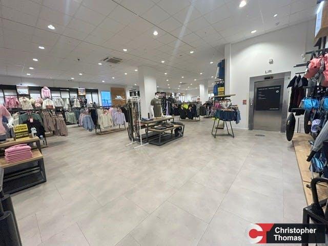 First Floor retail showing lift ii.jpg