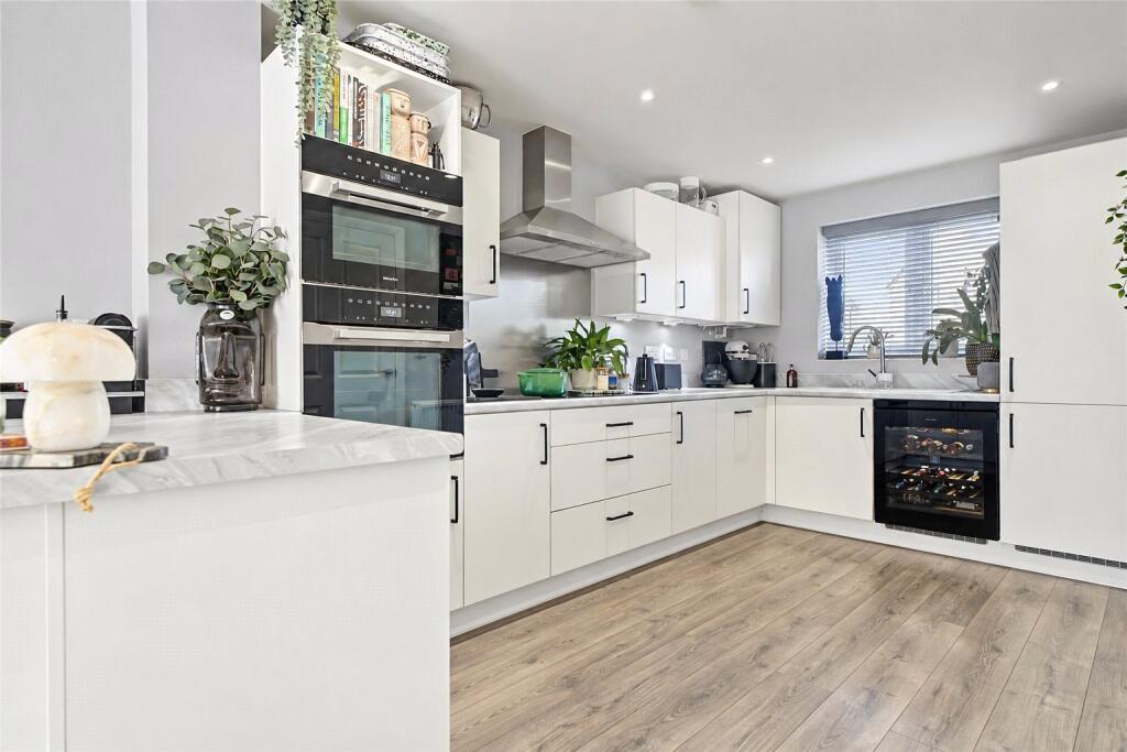 House in Swindon, Wichel Fields, Wichelstowe - View 5