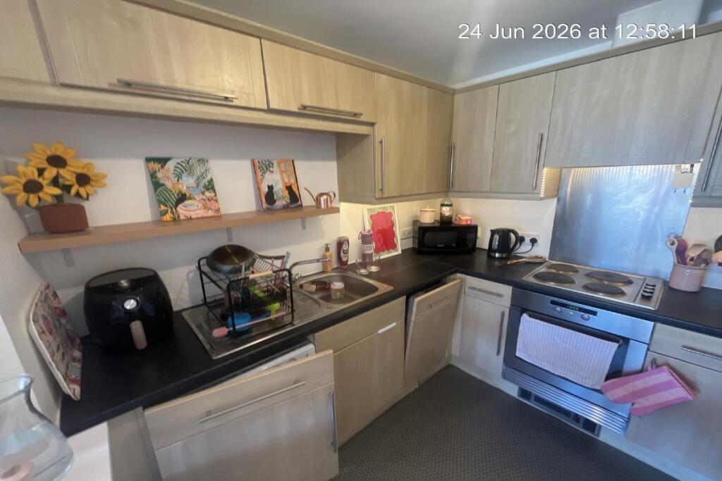 Apartment in Glasgow - View 5