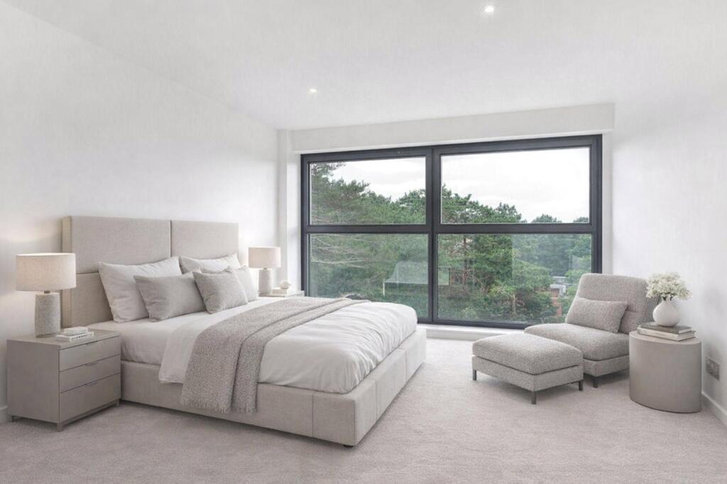Apartment in Poole - View 4