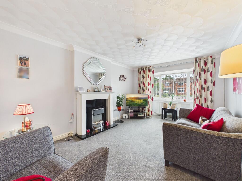 Pine Avenue, Ormskirk, L39 photo 3