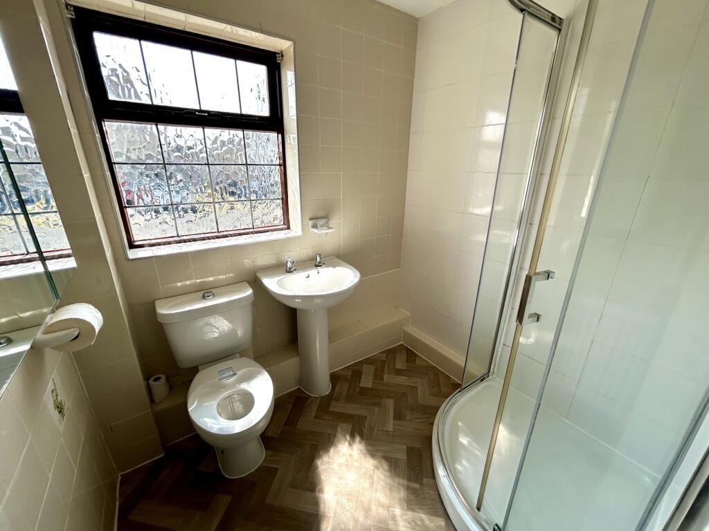 Additional image 12 of Sutton Grange, Yeovil, BA21