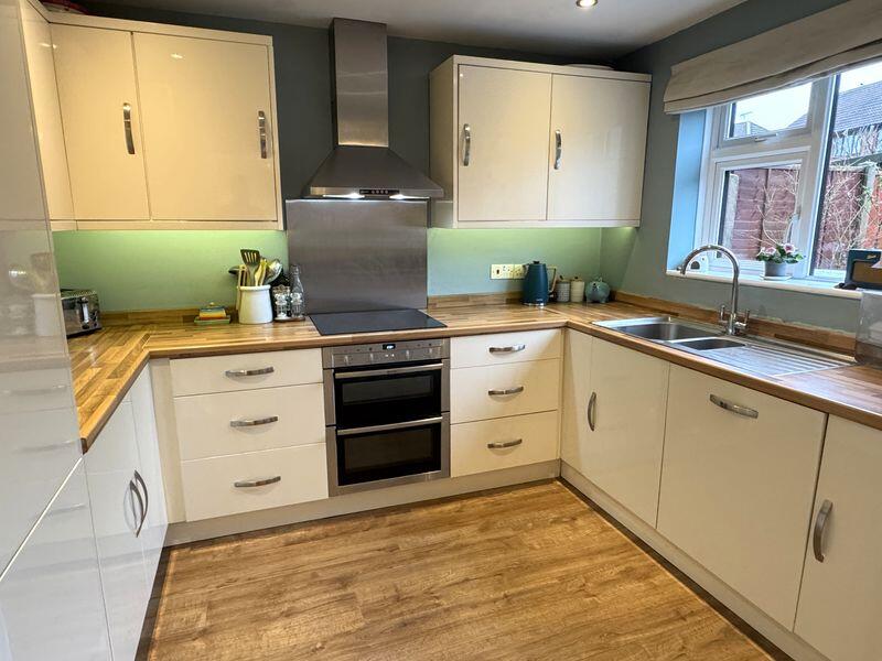 Bitchams Mead, Bere Regis, BH20 7ND photo 2