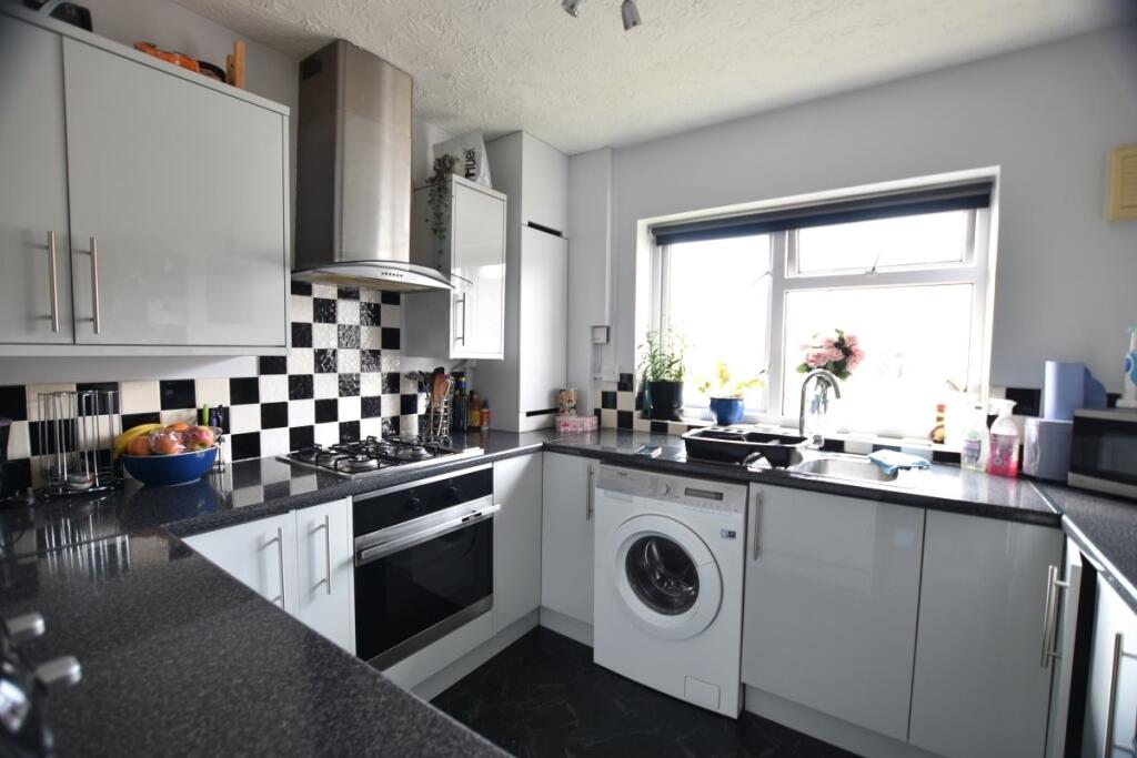 Apartment in Worcester - View 4