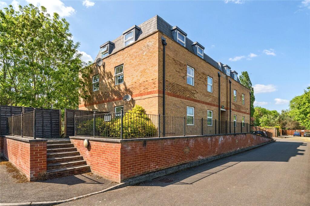 Main image of property: Summer Crossing, Thames Ditton, KT7