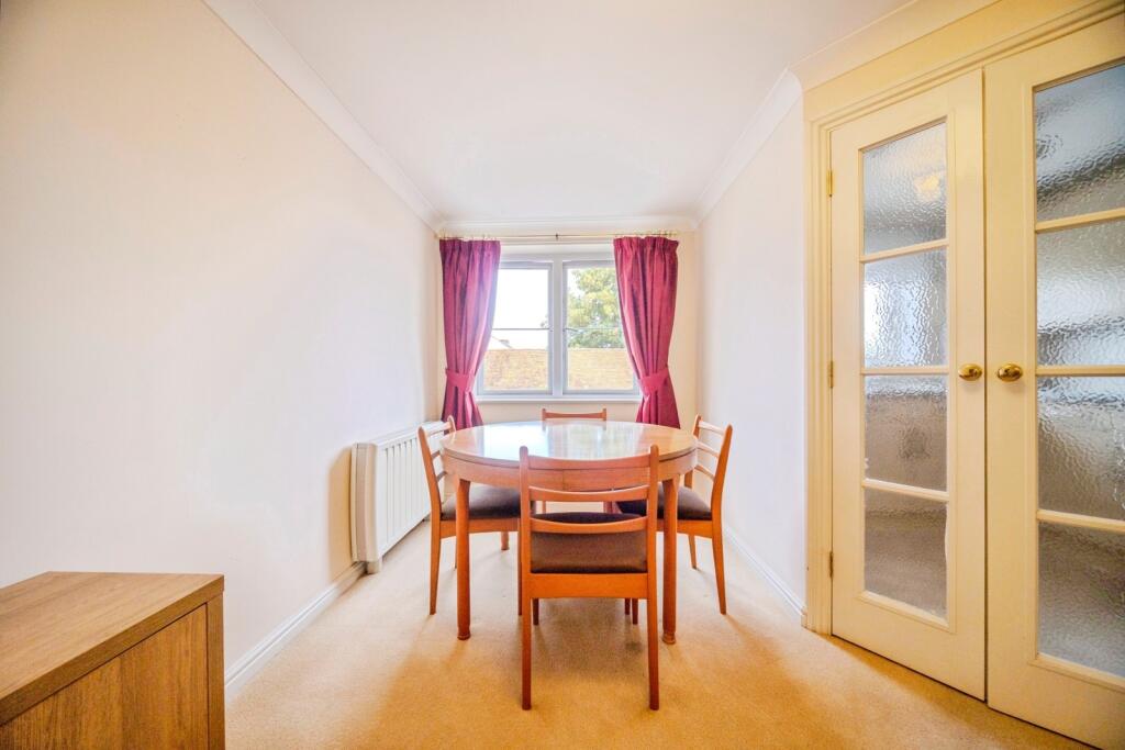Apartment in Milton Keynes - View 5