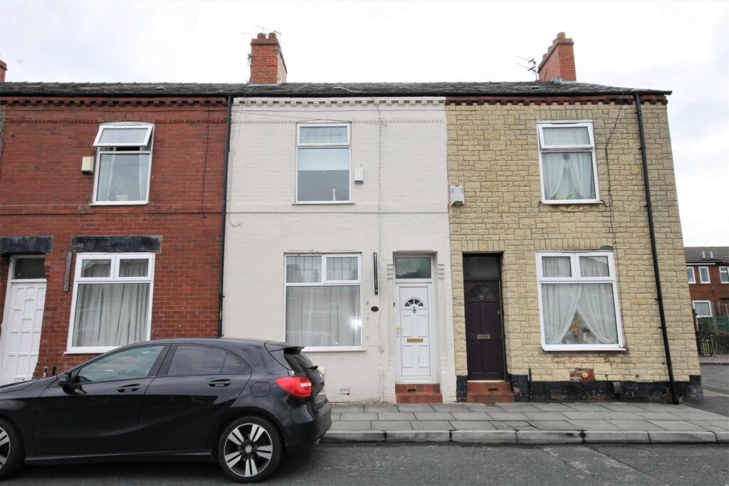 Main image of property: Renshaw Street, Eccles, Manchester